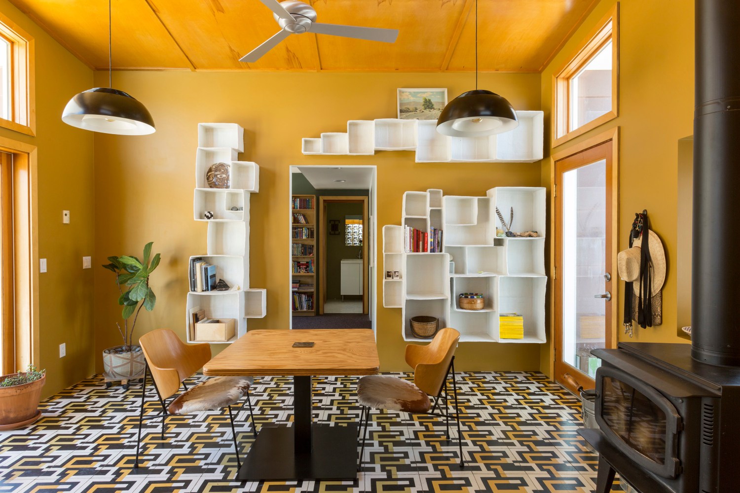 Installation view of A-Z Aggregated Stacks

2010

A-Z West
Joshua Tree, CA