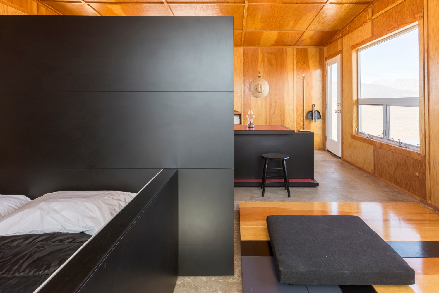 Installation view of&amp;nbsp;Planar Configuration (Wonder Valley Experimental Living Cabin #1)

2016
Wonder Valley, CA