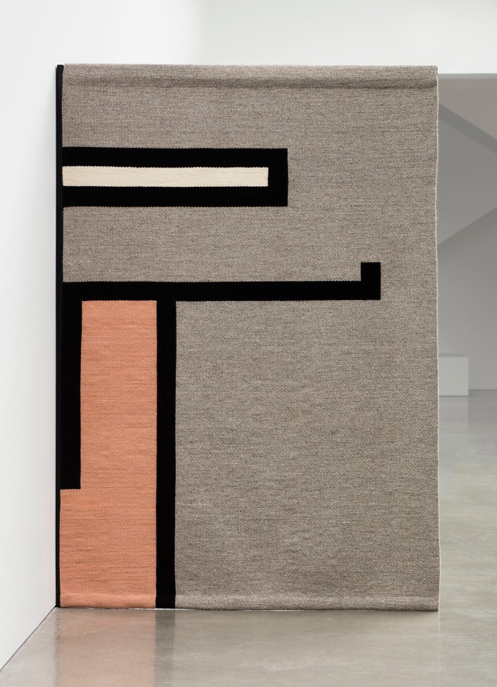 Parallel Planar Panel #3 (grey, black, off-white, pink)
2017
Powder-coated aluminum and steel and woven wool textile
94 1/8 x 59 1/2 x 33 1/4 inches (239.1 x 151.1 x 84.5 cm)