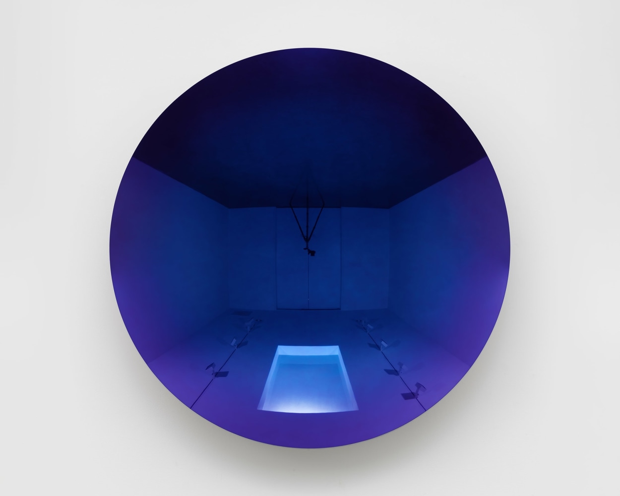 Anish Kapoor
Burple
2022
Stainless steel, lacquer
61 1/4 x 61 1/4 x 9 inches (155.5 x 155.5 x 23 cm)