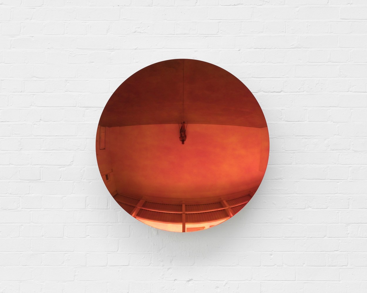 Anish Kapoor
Pagan Gold and Burgundy Mist
2023
Stainless steel and lacquer
35 3/8 x 35 3/8 x 4 inches (90 x 90 x 10 cm)