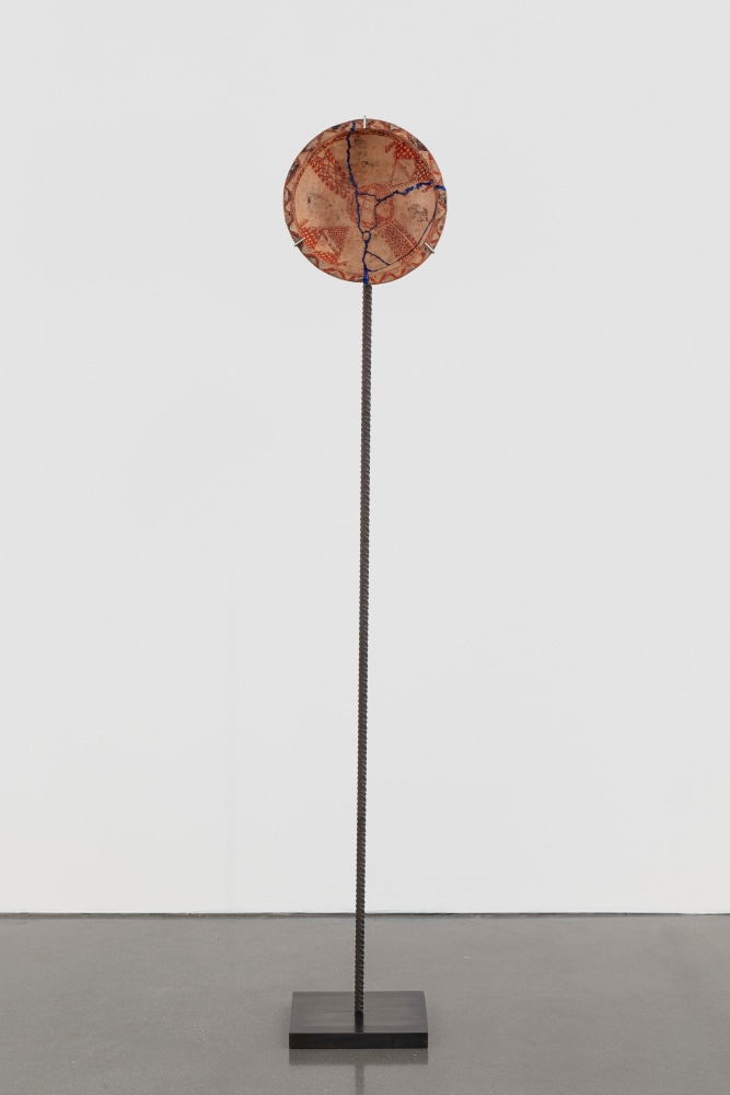 Kader Attia
Untitled
2020
Ceramic, terracotta, epoxy resin and steel plinth
Artwork Dimensions:
11 7/8 x 11 7/8 x 5 inches (30 x 30 x 12.5 cm)
Overall Dimensions:
55 3/4 x 9 7/8 x 9 7/8 inches (141.6 x 25.1 x 25.1 cm)

&amp;euro;40,000

DOUBLE CLICK IMAGE FOR MORE VIEWS