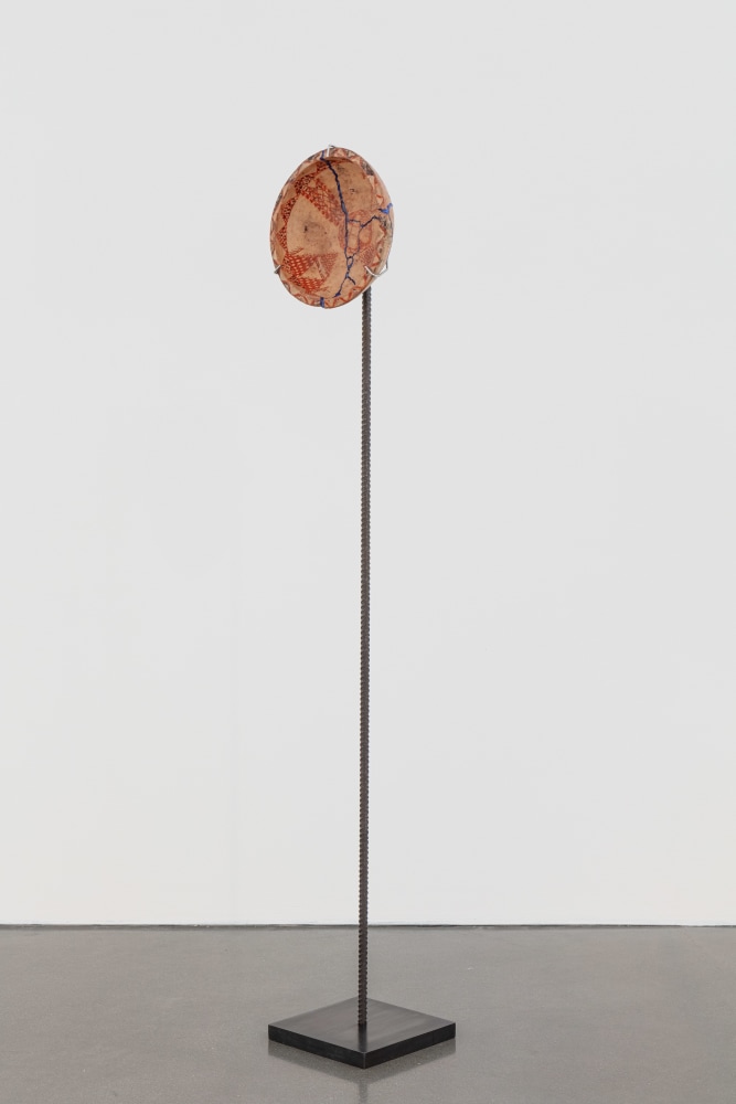 Kader Attia
Untitled
2020
Ceramic, terracotta, epoxy resin and steel plinth
Artwork Dimensions:
11 7/8 x 11 7/8 x 5 inches (30 x 30 x 12.5 cm)
Overall Dimensions:
55 3/4 x 9 7/8 x 9 7/8 inches (141.6 x 25.1 x 25.1 cm)