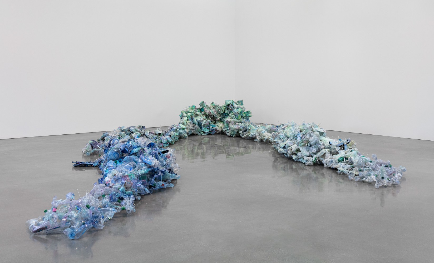 Meerschaum Drift
2020-2021
Plastic
Artwork Dimensions:
37 x 240 x 346 3/4 inches (94 x 609.6 x 880.7&amp;nbsp;cm)

DOUBLE CLICK IMAGE&amp;nbsp;FOR MORE VIEWS