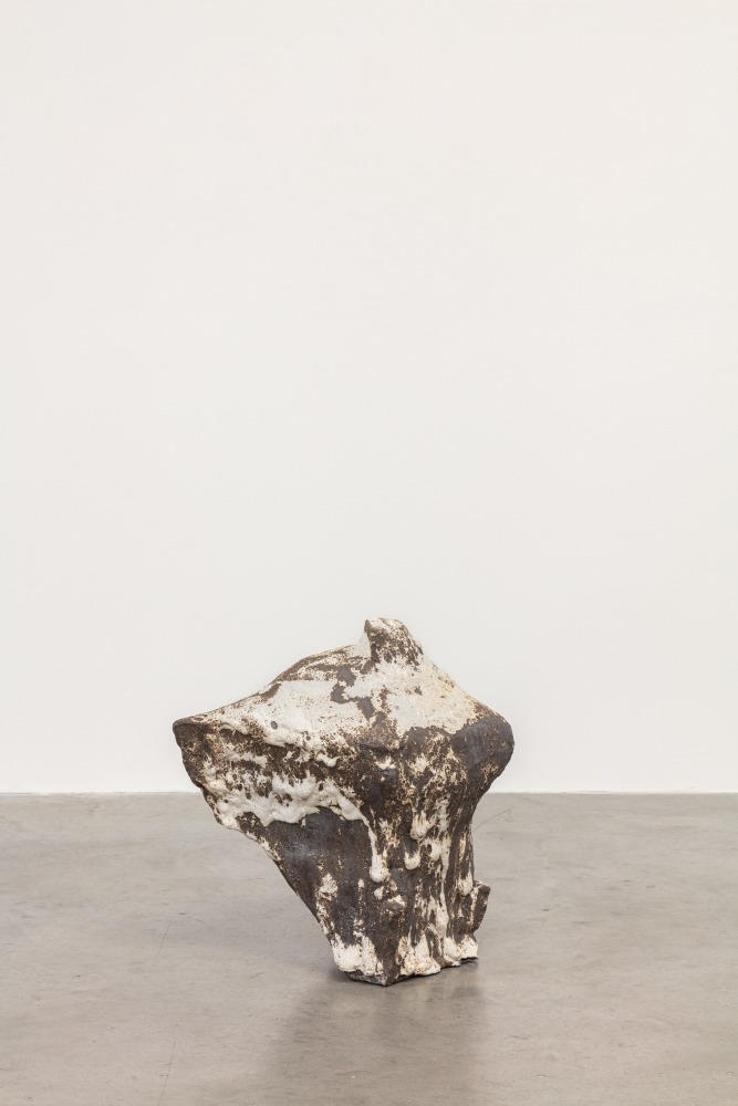 Asteroid (Surge)
2020
Ceramic, glaze
21 x 17 1/2 x 13 1/2 inches (53.3 x 44.5 x 34.3 cm)

DOUBLE CLICK IMAGE&amp;nbsp;FOR MORE VIEWS