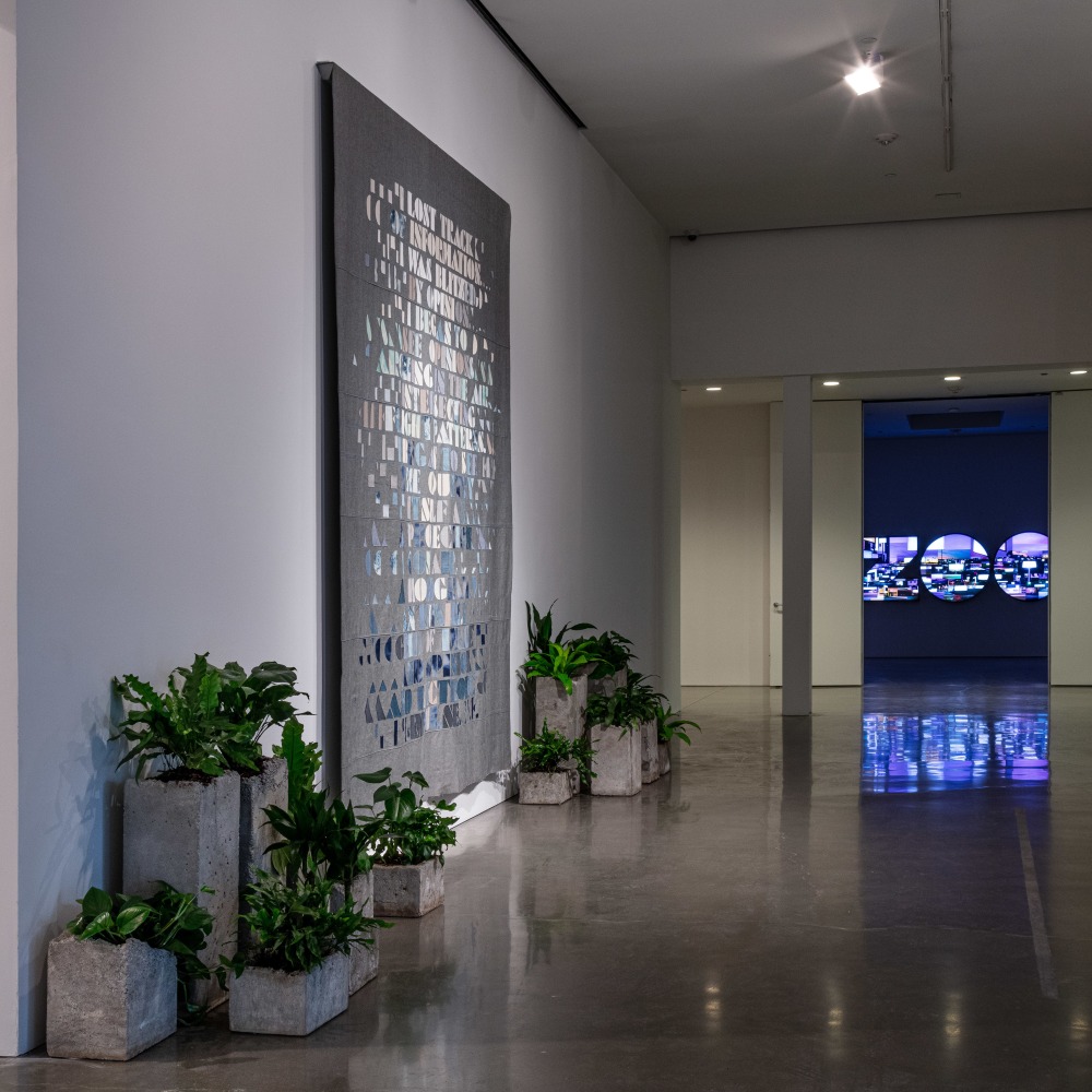 Installation view of&amp;nbsp;Doug Aitken
Flags and Debris

Regen Projects, Los Angeles
January 16 &amp;ndash; March 13, 2021