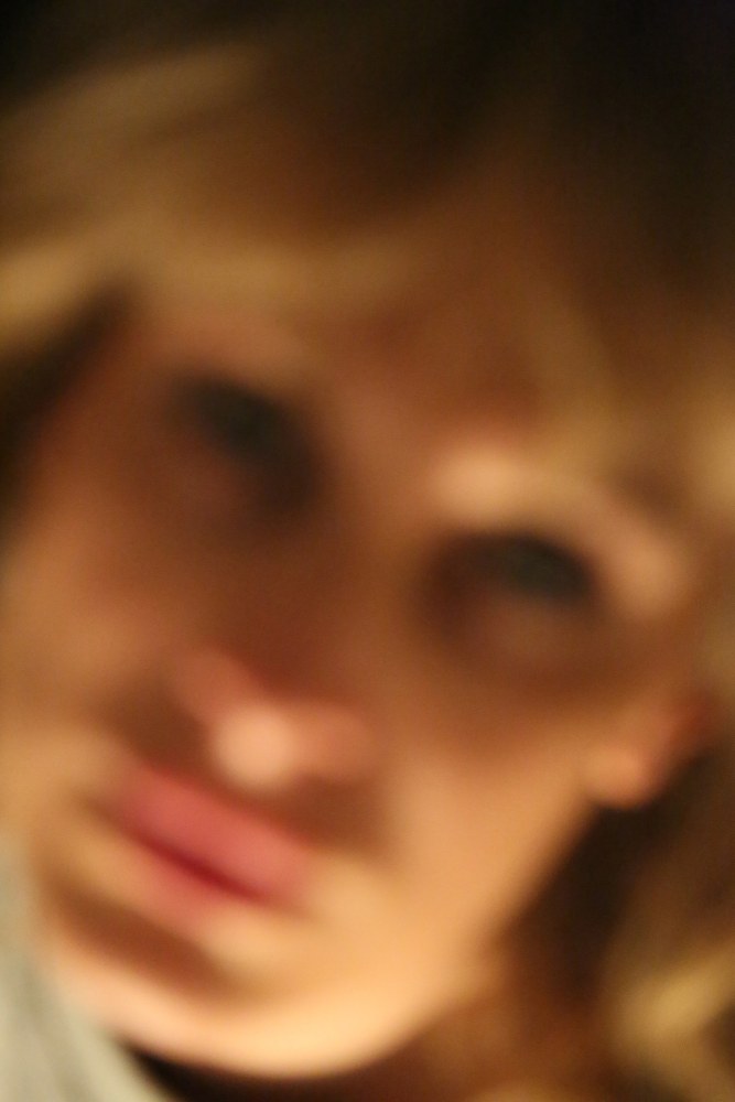 Lady Falls Apart (Self-Portrait), 2019
Chromogenic print
28 x 18.66 in (71.1 x 47.4 cm)
Edition 1 of 5 + 2 AP