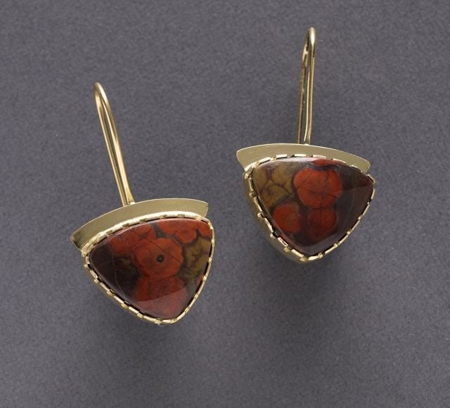 Drop Earrings, d. 2020, poppy jasper and 18kt gold, 1-3/8 x 3/4 inches each,&amp;nbsp;OC311-115