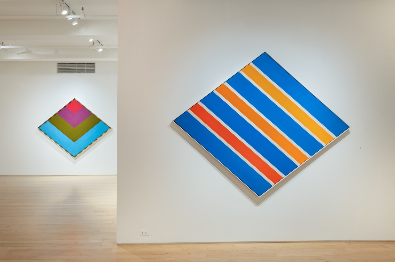 KENNETH NOLAND