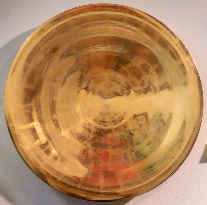Bronze Disc III

2014

23k on bronze

28 x 28 x 3 inches

71.1 x 71.1 x 7.6 cm