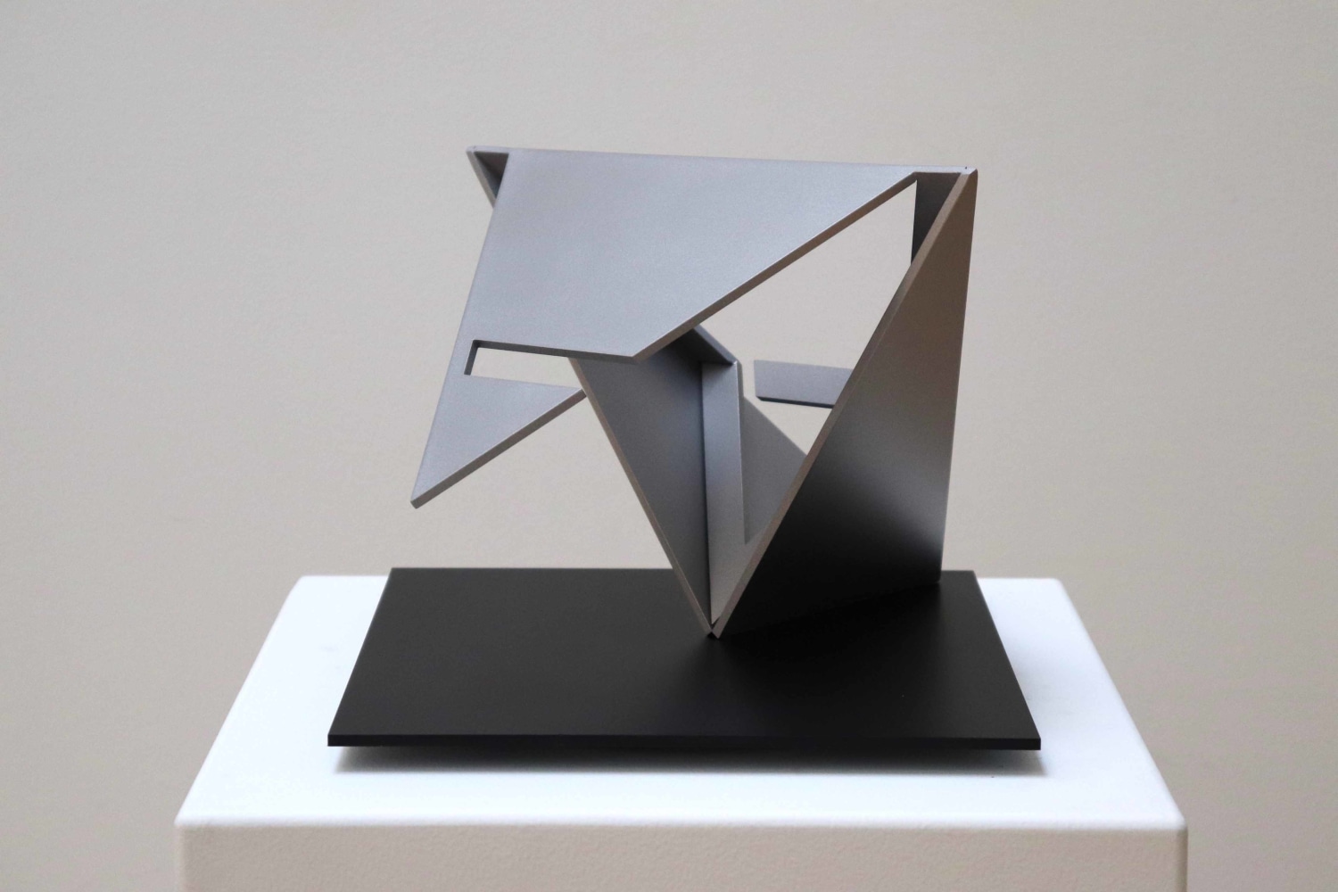 Folded Square Alphabet A, A.P.

2011

Painted Steel

12 x 12 x 12 inches

30.5 x 30.5 x 30.5cm