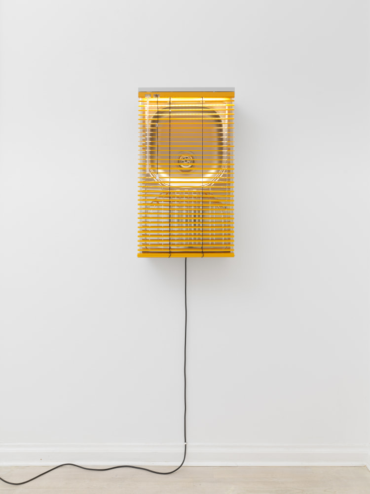 seven dircksenstra&amp;szlig;e moisture &amp;ndash; ks24022, 2022, aluminum venetian blind, powder-coated aluminum frame, stainless steel kitchen sink, led light bar, cable, cable clamp, terminal strip, 31 1/2 x 18 1/8 x 8 5/8 in