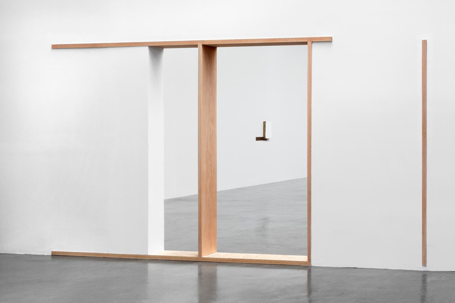 	ggaabbrriieell ssiieerrrraa, kurimanzutto, mexico city, 2014