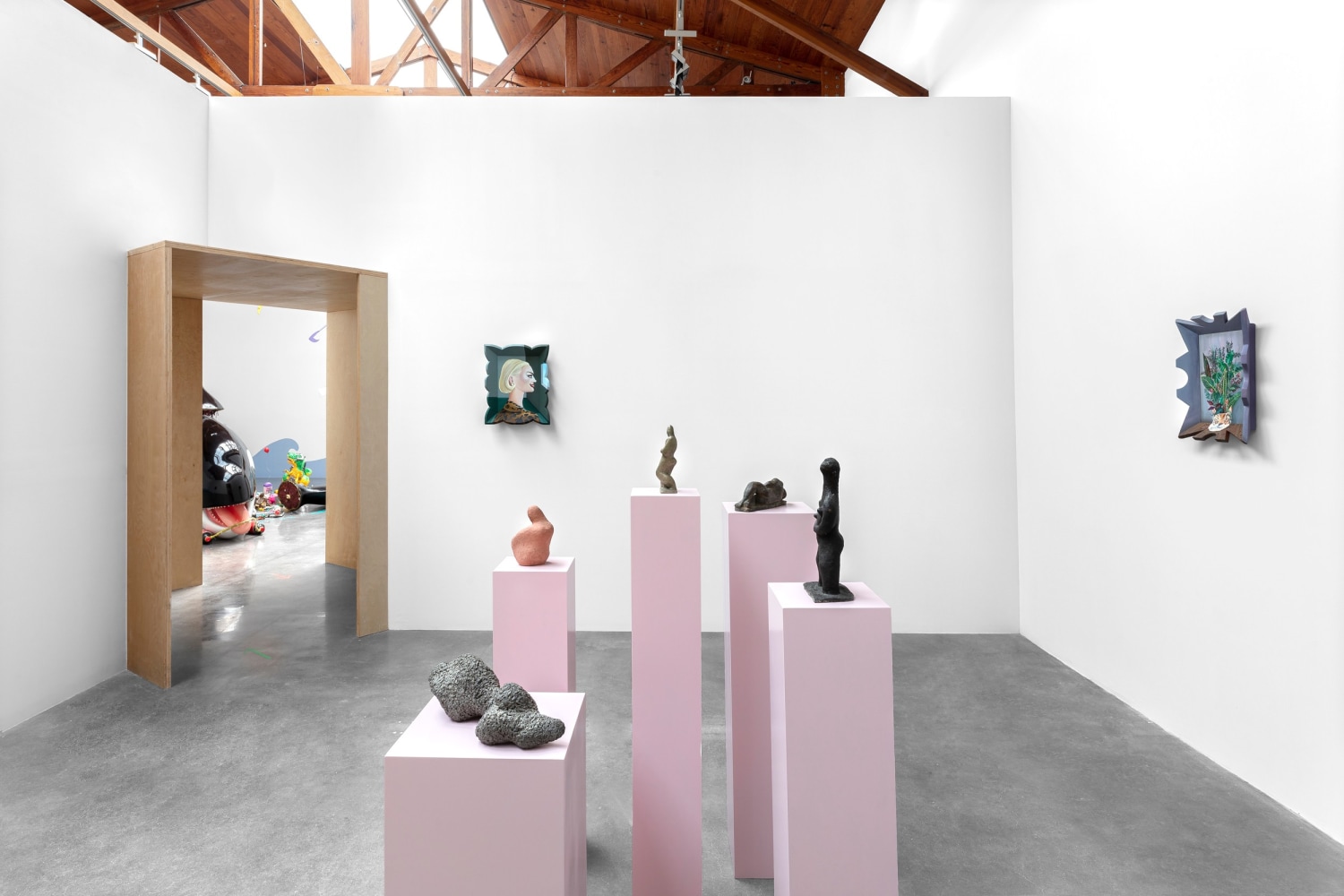 galer&amp;iacute;a agustina ferreyra, geles cabrera and dalton gata (siembra 14a), kurimanzutto, mexico city, 2020