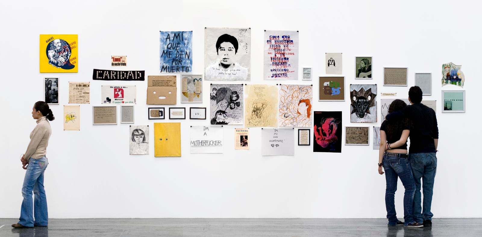 hijo de tu puta madre (ya se quien eres, te he estado observando), caridad, 2001

dibujos, collages, material recolectado

dimesiones variables

&amp;nbsp;

&amp;nbsp;