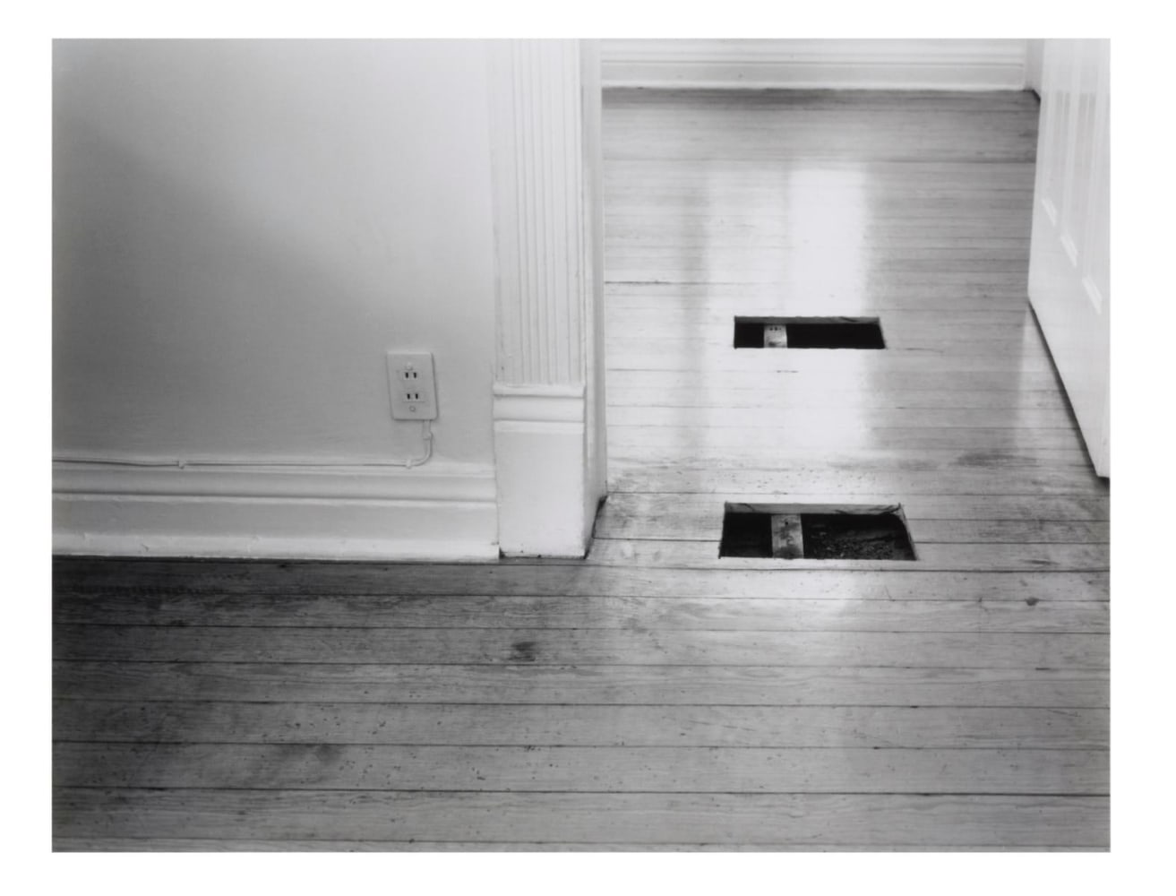 	quince rechinidos menos, kurimanzutto, ciudad de m&amp;eacute;xico, 2004