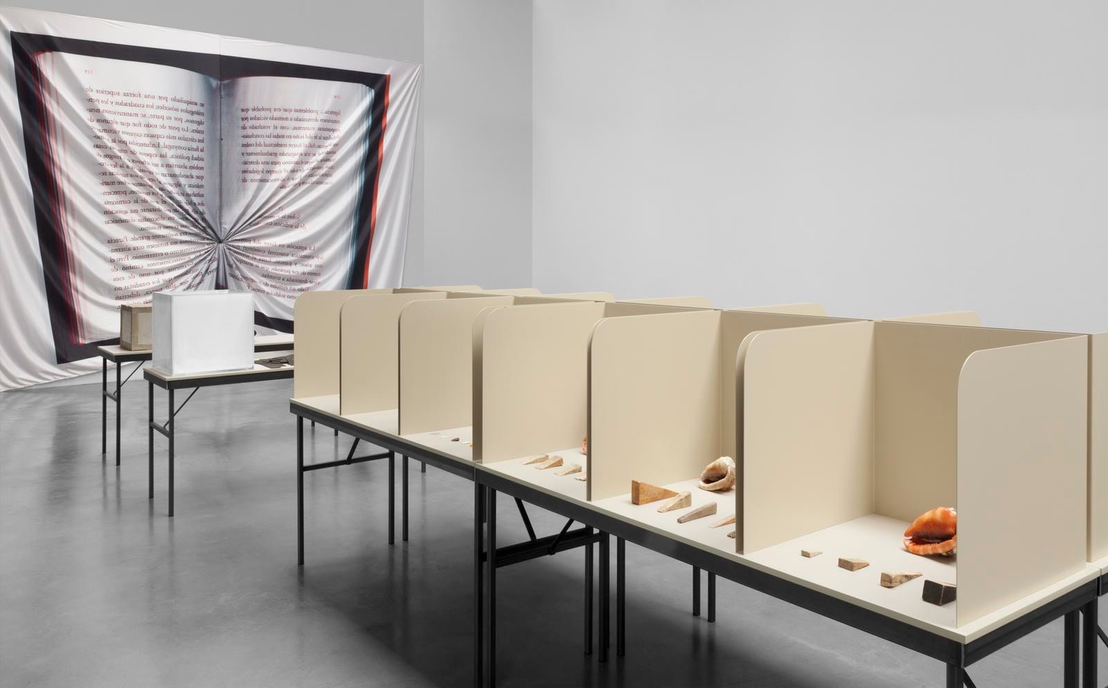 	2012, kurimanzutto, ciudad de m&amp;eacute;xico, 2012