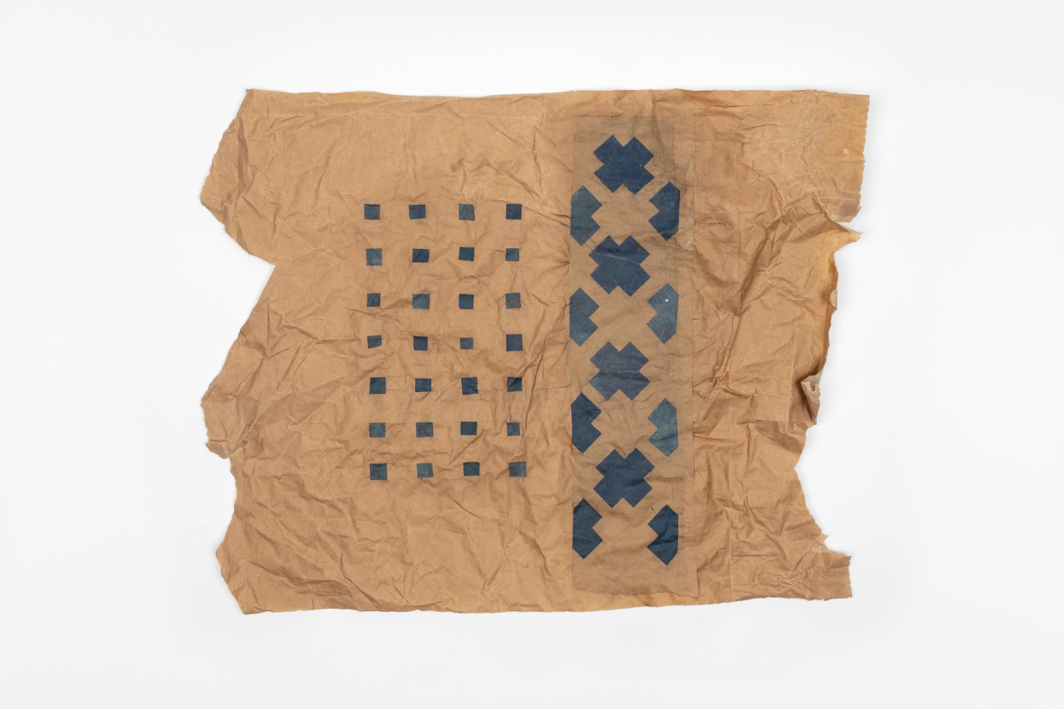 istme&amp;ntilde;an pattern, 2019
kraft paper and cement sack cuttouts
20.08 x 24.8 in.