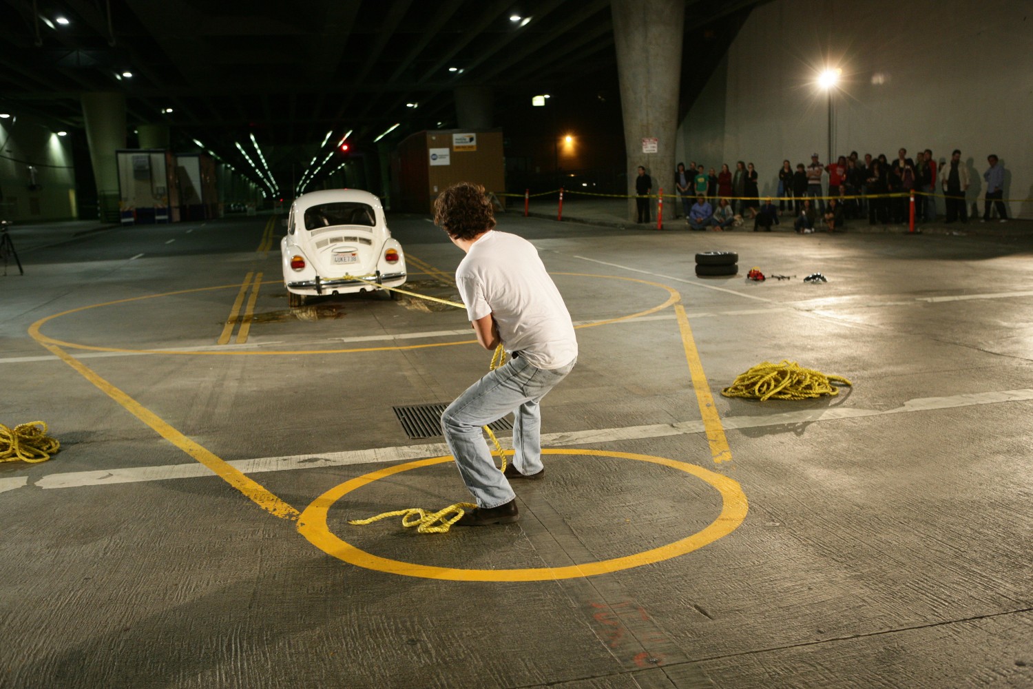 moby dick, 2004

documentation of performance at the museum of contemporary art, los angeles