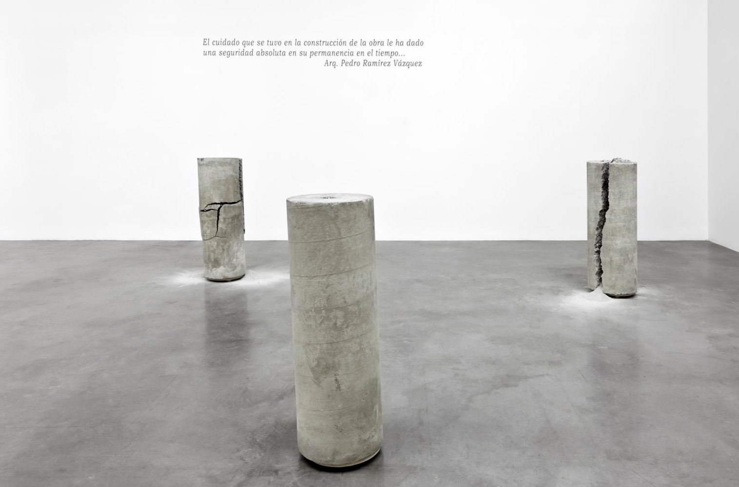 	destrucci&amp;oacute;n total del museo de antropolog&amp;iacute;a, kurimanzutto, mexico city, 2012