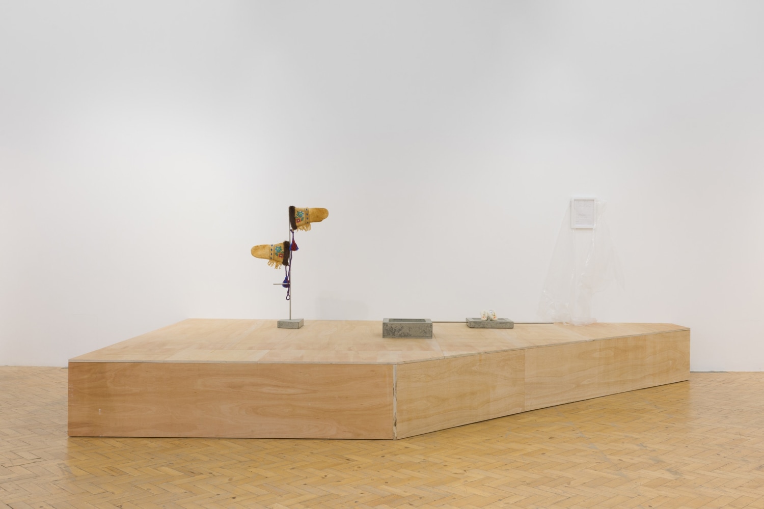 installation view ak&amp;acirc;mi-2025,&amp;nbsp;duane linklater with ethel&amp;nbsp;(trapper) linklater, tobias linklater and grey plumes,&amp;nbsp;camden art centre, 2025. photo: rob harris&amp;nbsp;