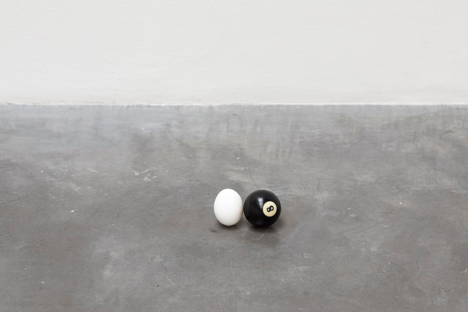 no se puede hacer una revoluci&amp;oacute;n con guantes de seda, kurimanzutto, ciudad de m&amp;eacute;xico, 2016