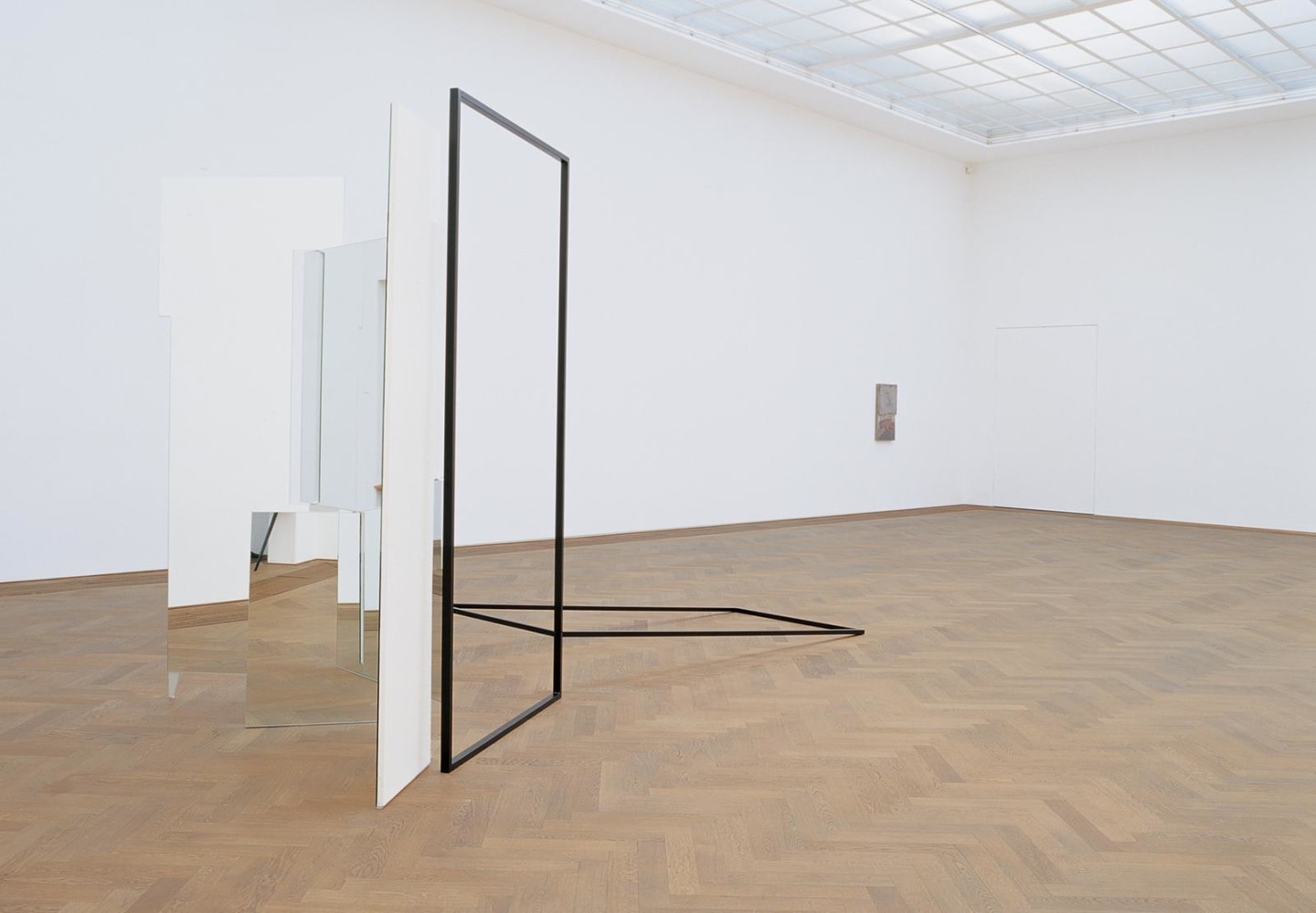 das h&amp;uuml;bsche eck (the pretty corner), 2006

painted metal, mirror

&amp;nbsp;

149.61 x 92.52 x 255.91 in.

&amp;nbsp;