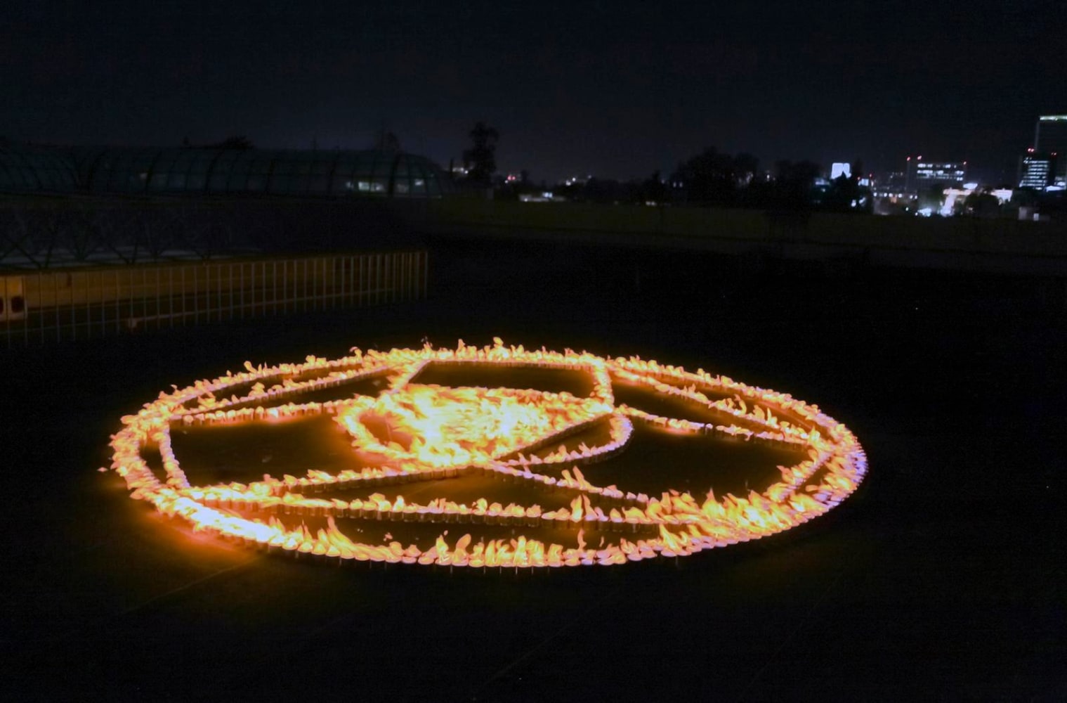 fuego enlatado con plan extraterrestre, 2001 - 2011

910 cans of alcohol

variable dimensions&amp;nbsp;

&amp;nbsp;