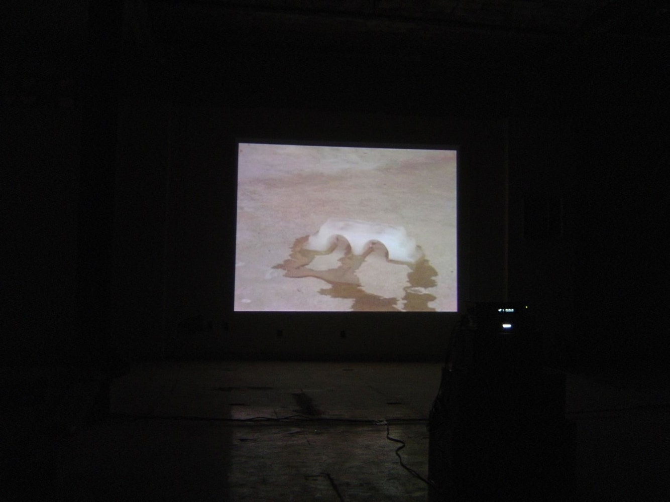 	tr&amp;aacute;fago, 5 de mayo 18, ciudad de m&amp;eacute;xico, 2004