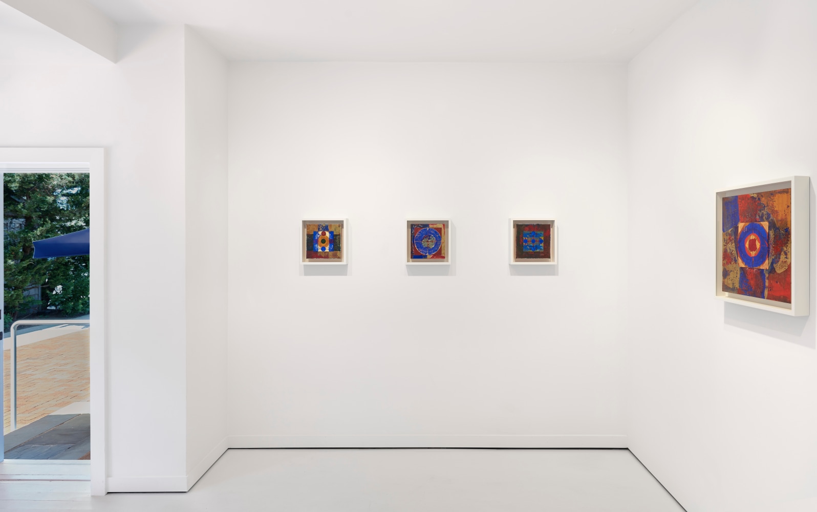 Vista de instalaci&amp;oacute;n de&amp;nbsp;Gabriel Orozco,&amp;nbsp;kurimanzutto out east, junio&amp;nbsp;24 &amp;ndash; julio 11, 2021
photo: Tom Powell Image