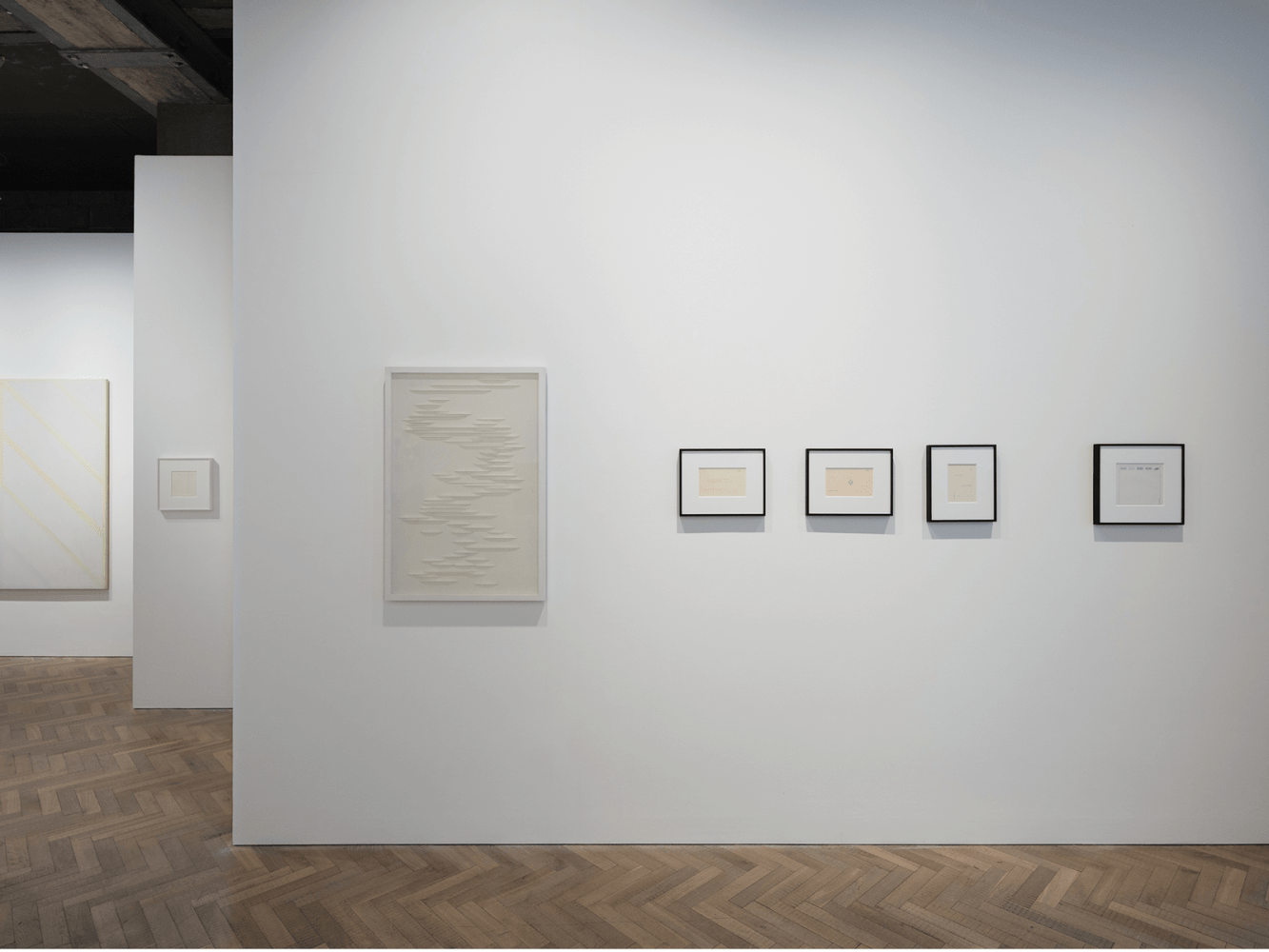 signals: if you like i shall grow, kurimanzutto presentada por thomas dane gallery, londres, 2018