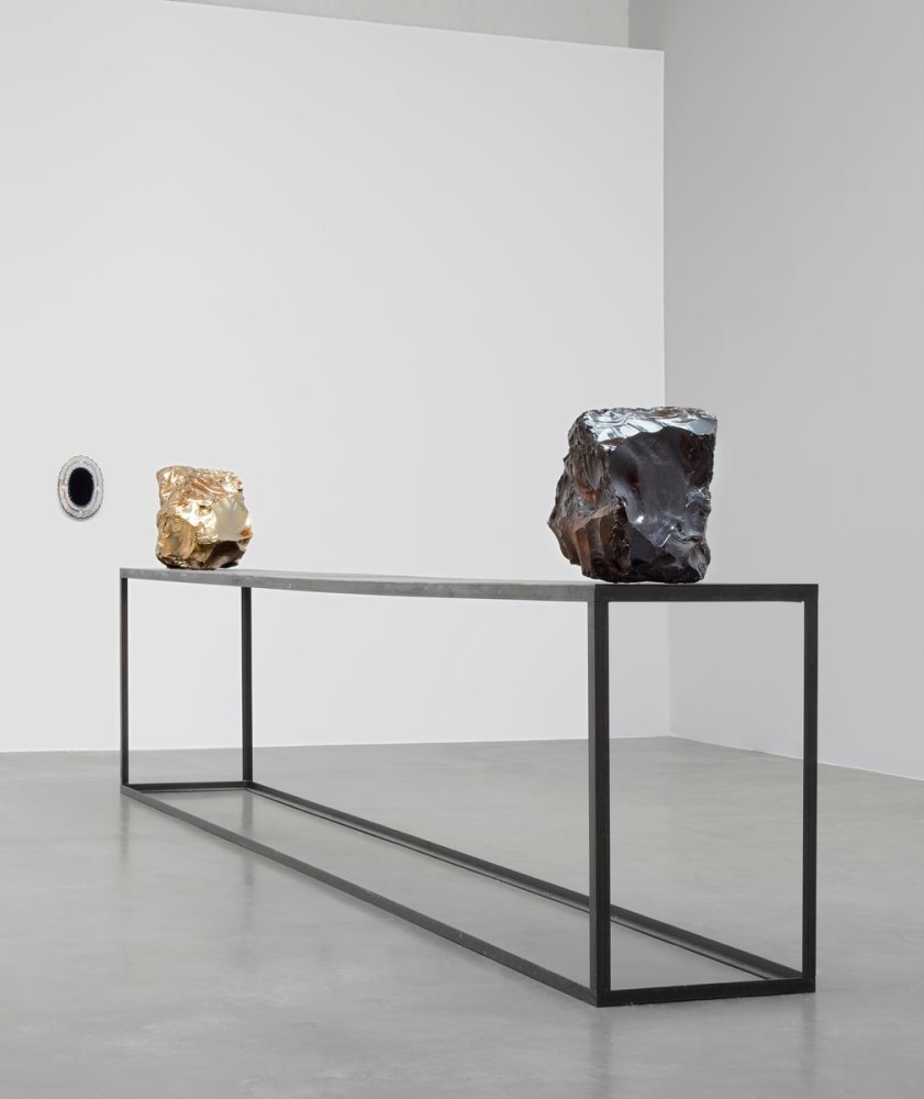 	obsidiana, kurimanzutto, mexico city, 2009.