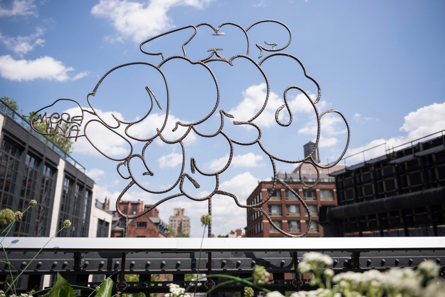 physical graffiti 1, 2015

rebar

26.18 x 95.87 in.