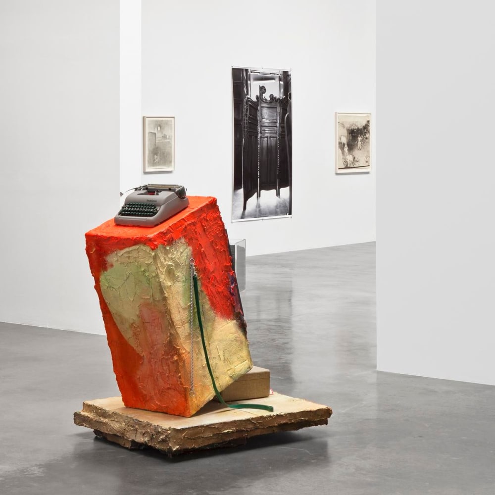 	estrella distante, kurimanzutto, mexico city, 2011