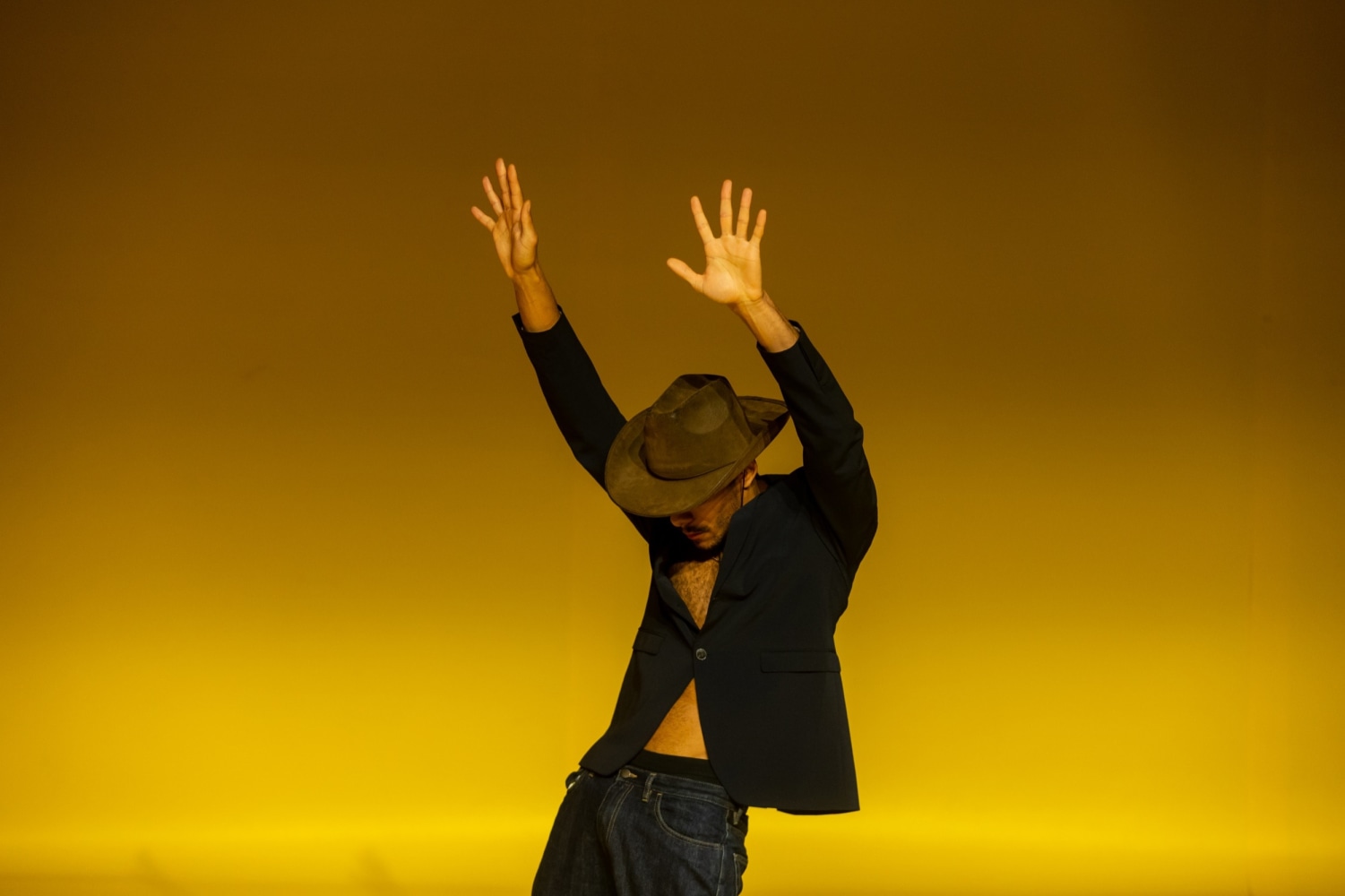 2020: obscene, 2022, performance and video installation. onassis stegi, athens, photo: pinelopi gerasimou