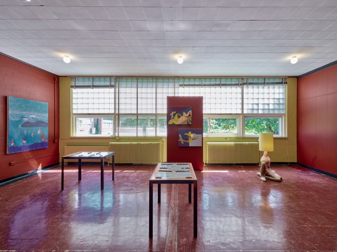 vista de instalaci&amp;oacute;n daniel guzm&amp;aacute;n en&amp;nbsp;the campus 2nd annual exhibition, 2025. foto guang xu⁠