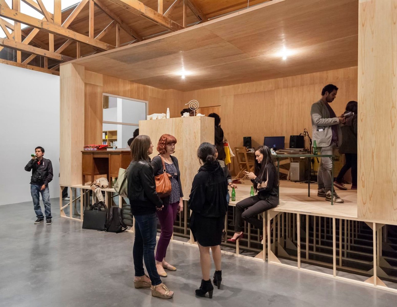 	untitled 2012, (all those years at no. 17e london terrace, kurimanzutto, ciudad de m&amp;eacute;xico, 2012