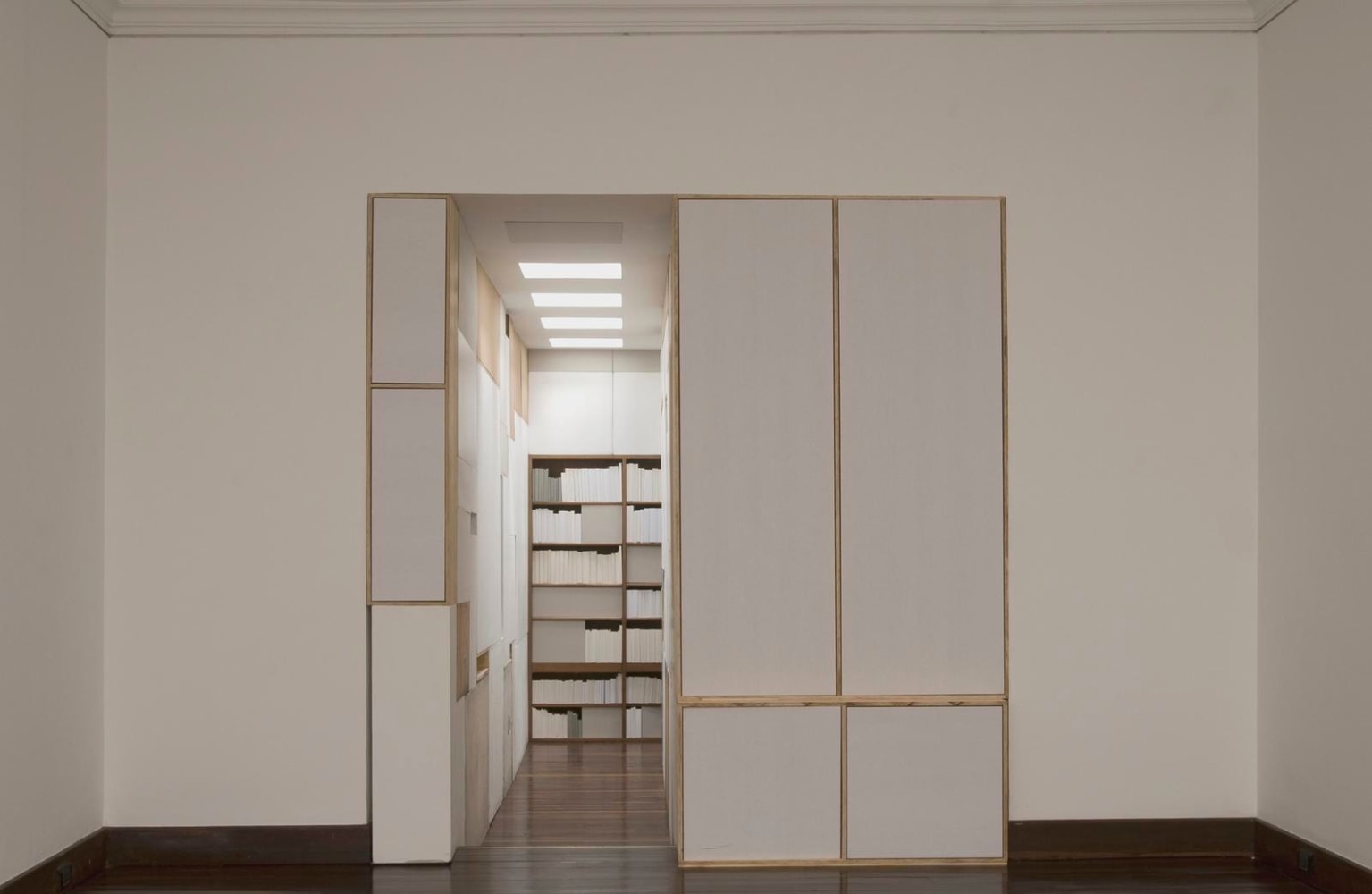 untitled (reducci&amp;oacute;n de una vivienda al tama&amp;ntilde;o de una puerta), 2008

wood, cardboard, pedestal

variable dimensions&amp;nbsp;

&amp;nbsp;

&amp;nbsp;