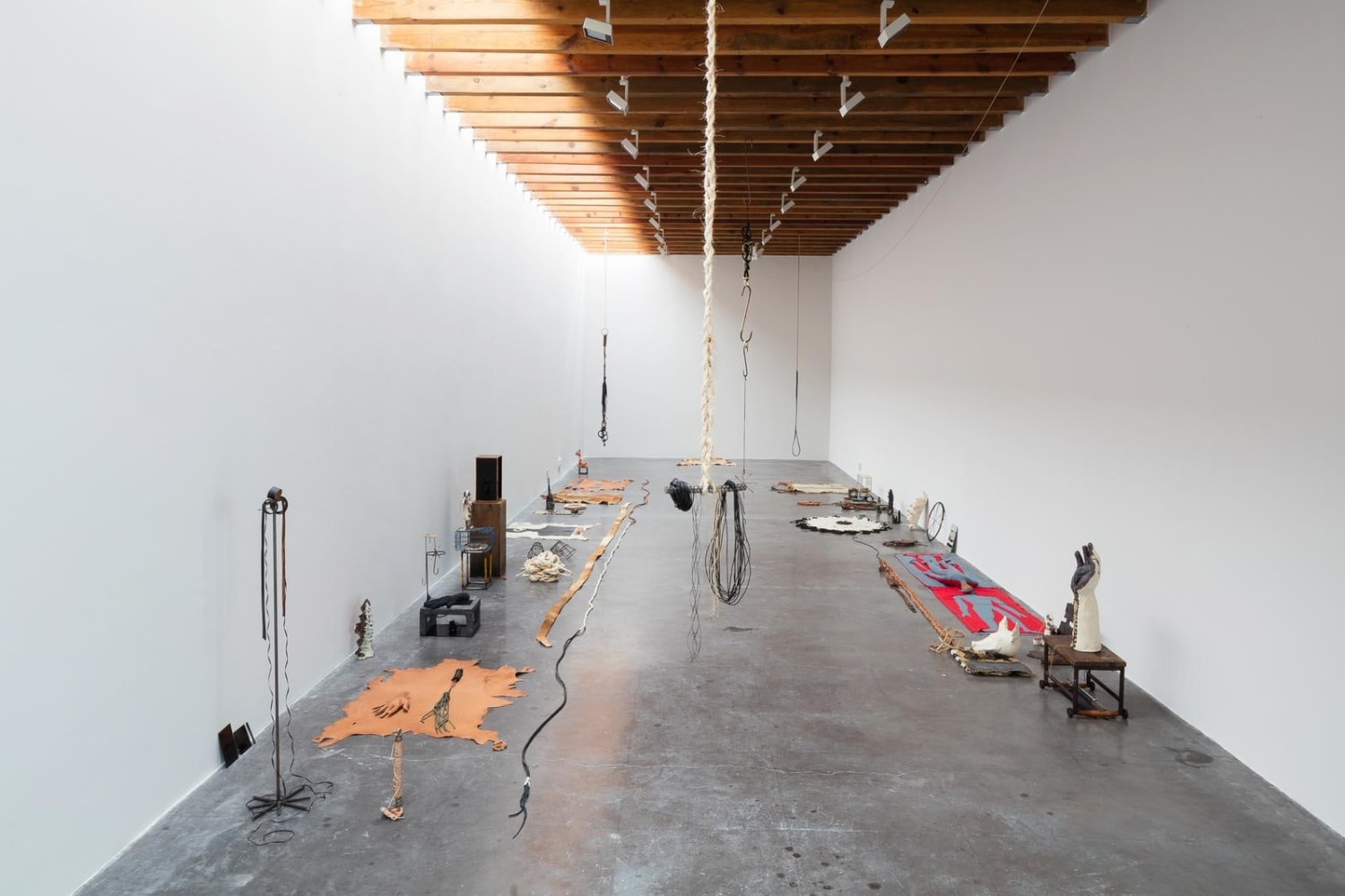 kriziz, kurimanzutto, ciudad de m&amp;eacute;xico, 2016&amp;nbsp;