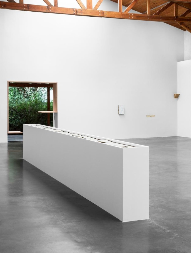 	ggaabbrriieell ssiieerrrraa, kurimanzutto, mexico city, 2014