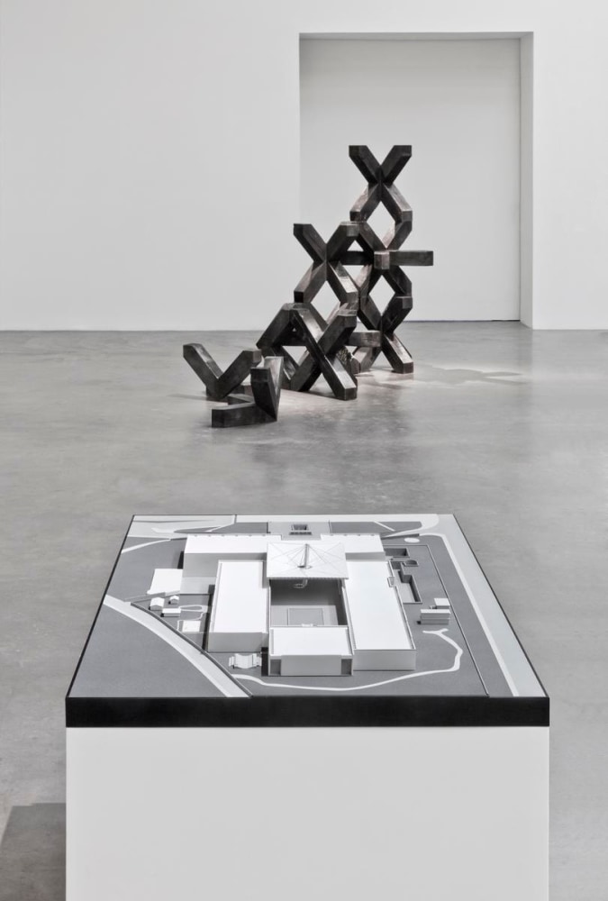 destrucci&amp;oacute;n total del museo de antropolog&amp;iacute;a, 2012

vista de instalaci&amp;oacute;n en kurimanzutto, ciudad de m&amp;eacute;xico

&amp;nbsp;