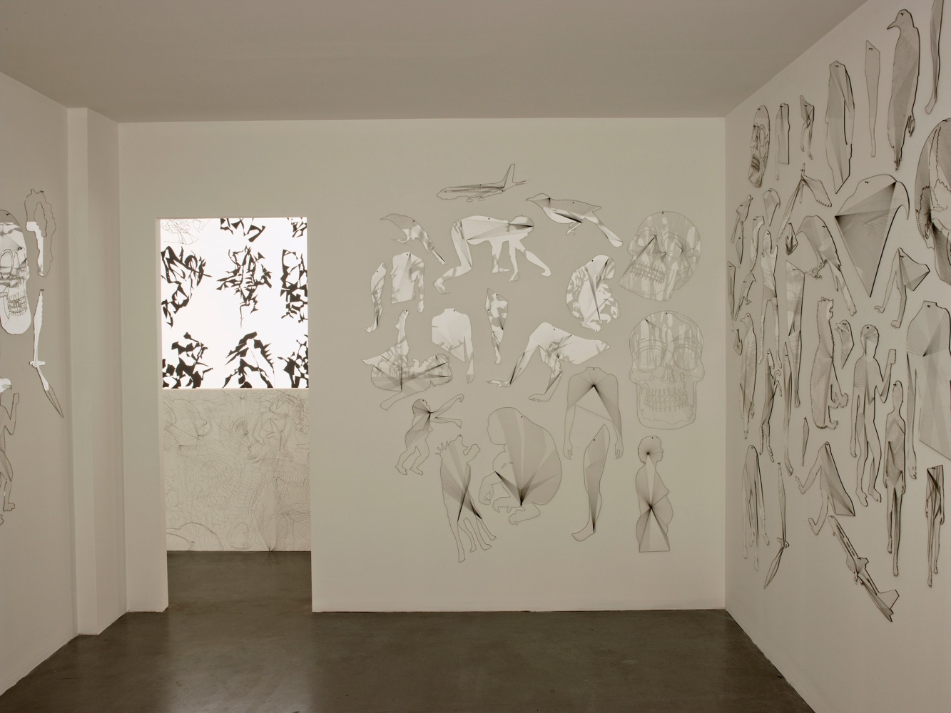 Vista de instalaci&amp;oacute;n de&amp;nbsp;El estudio por la ventana, kurimanzutto, Ciudad de M&amp;eacute;xico, 2010