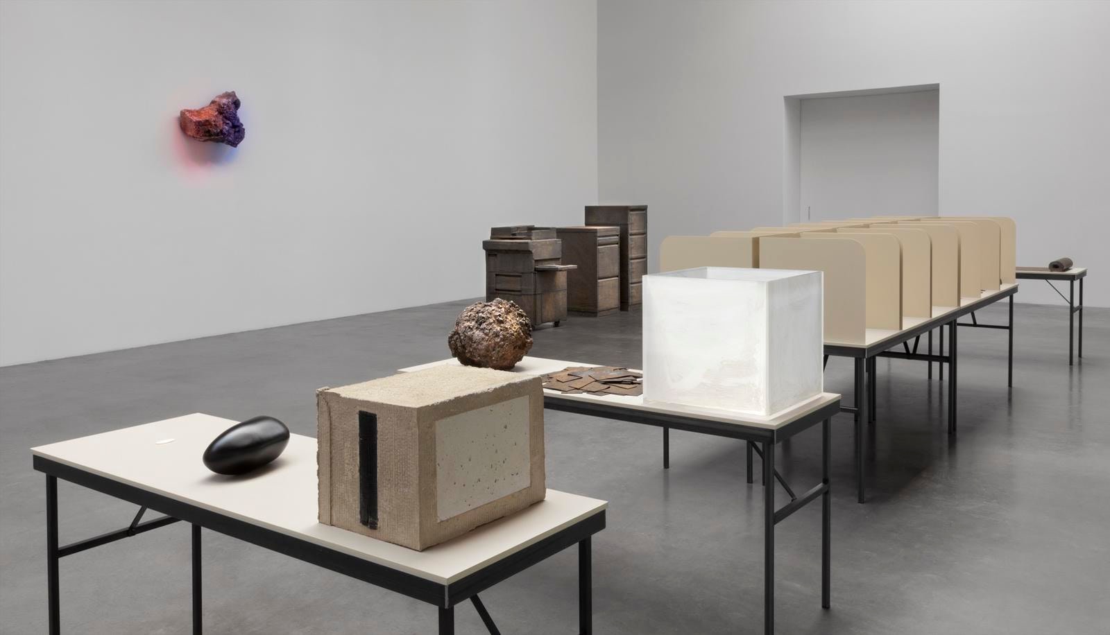 	2012, kurimanzutto, ciudad de m&amp;eacute;xico, 2012