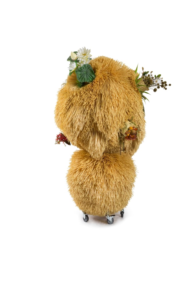 the intermediate &amp;ndash; rolling bushy nosy, 2016
artificial straw, steel stand, powder coating, artificial plants, artificial vegetables, casters
2.44 x 41.34 x 48.43 in.