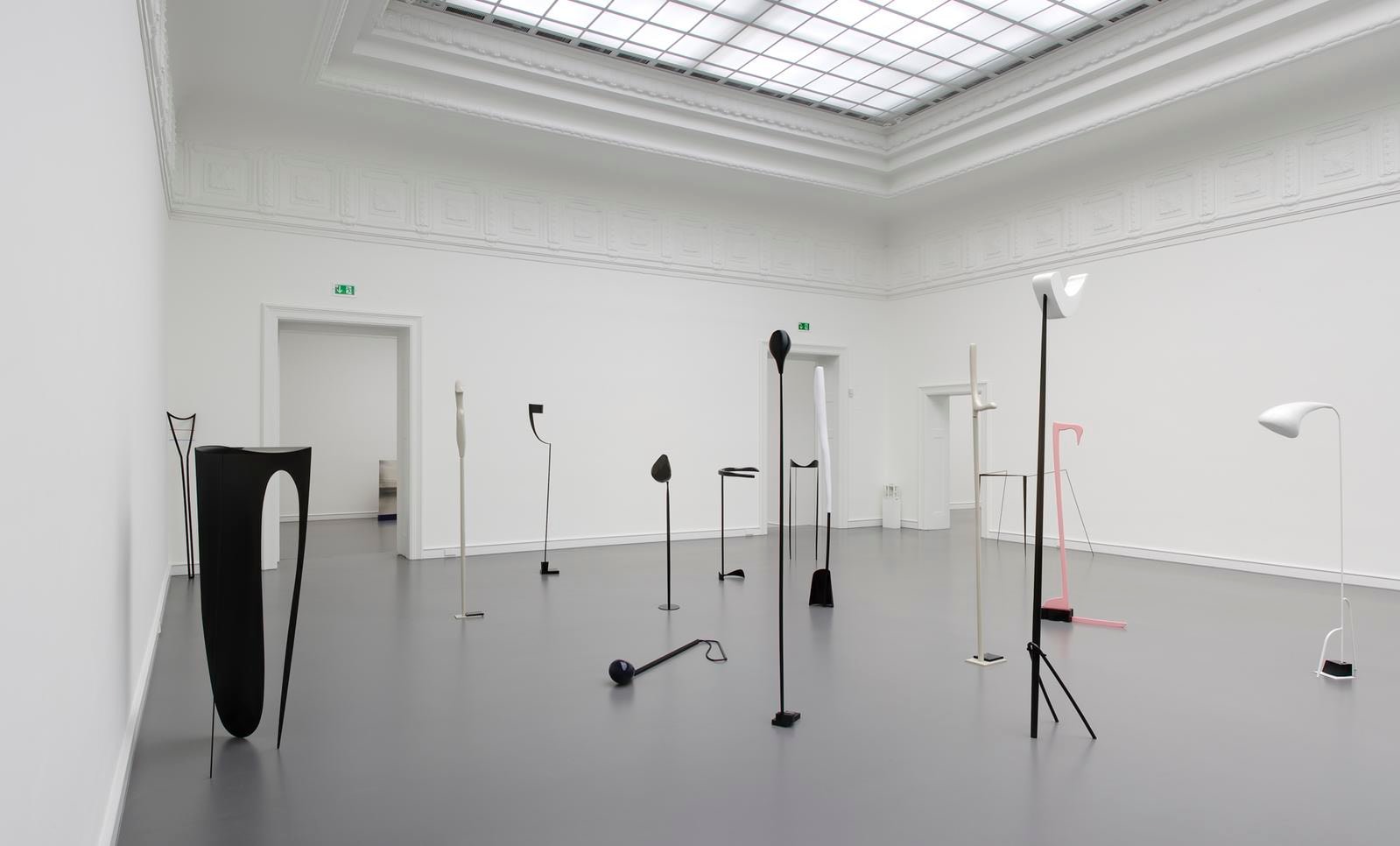 klassentreffen (class reunion), 2008

colored cast rubber, painted metal, colored epoxy resin

&amp;nbsp;

variable&amp;nbsp;dimensions

&amp;nbsp;