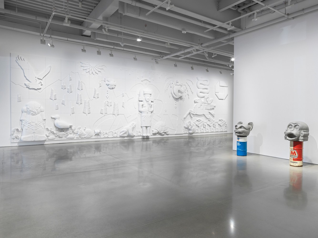 minerva cuevas, in gods we trust, kurimanzutto new york, 2023