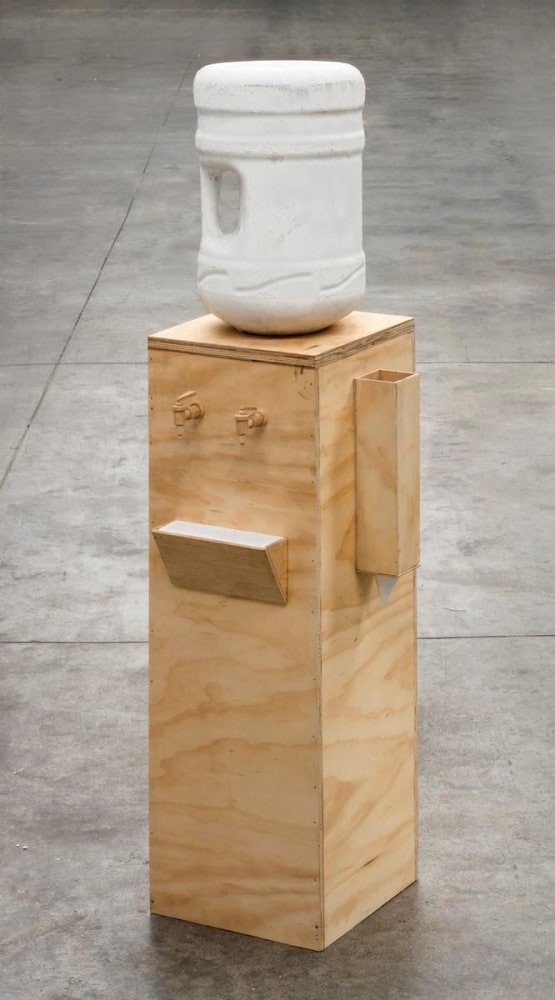 la sed es gratis, 2007

yeso y madera

135 x 40 x 39 cm

&amp;nbsp;

&amp;nbsp;