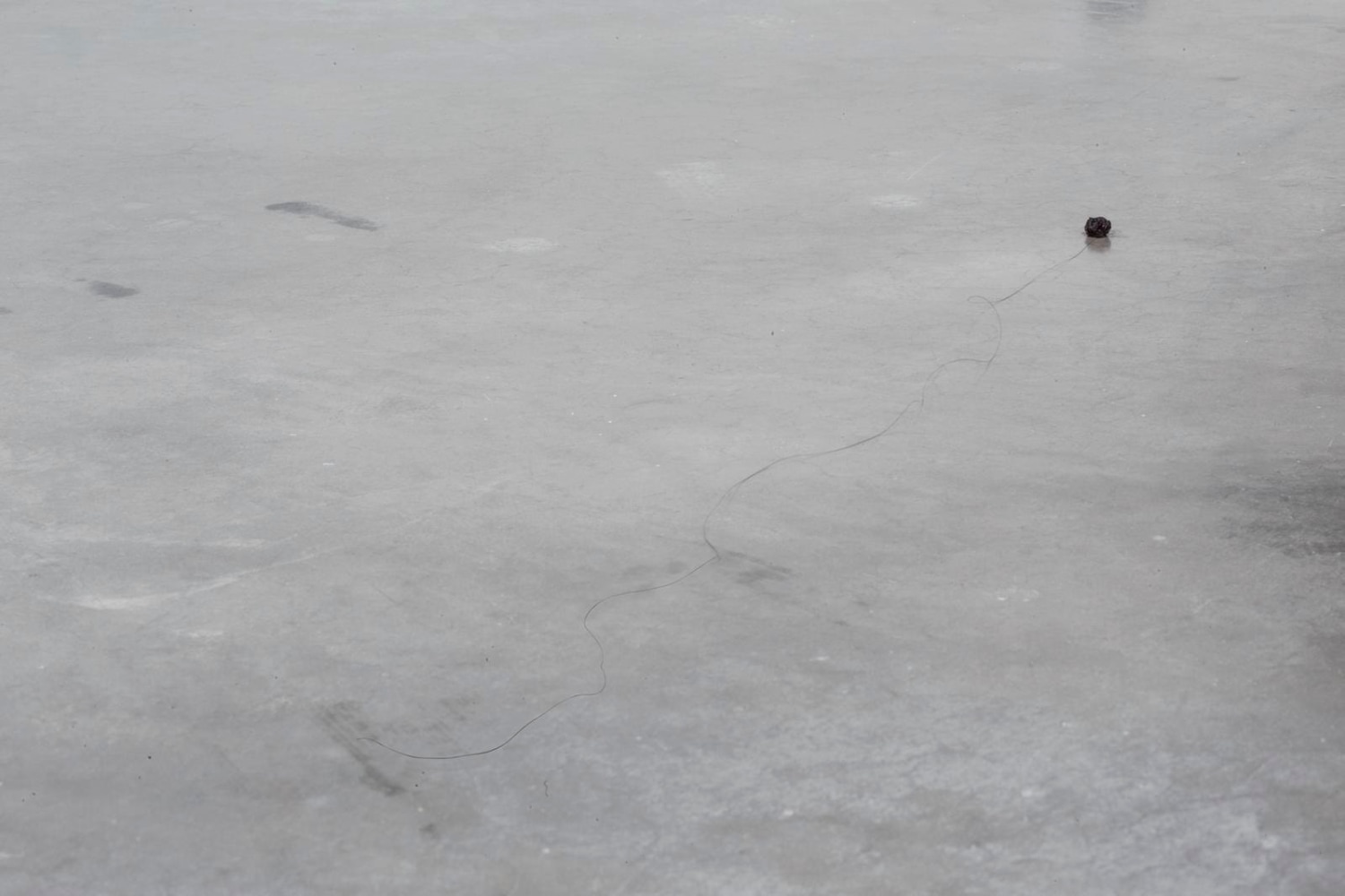 no se puede hacer una revoluci&amp;oacute;n con guantes de seda, kurimanzutto, ciudad de m&amp;eacute;xico, 2016