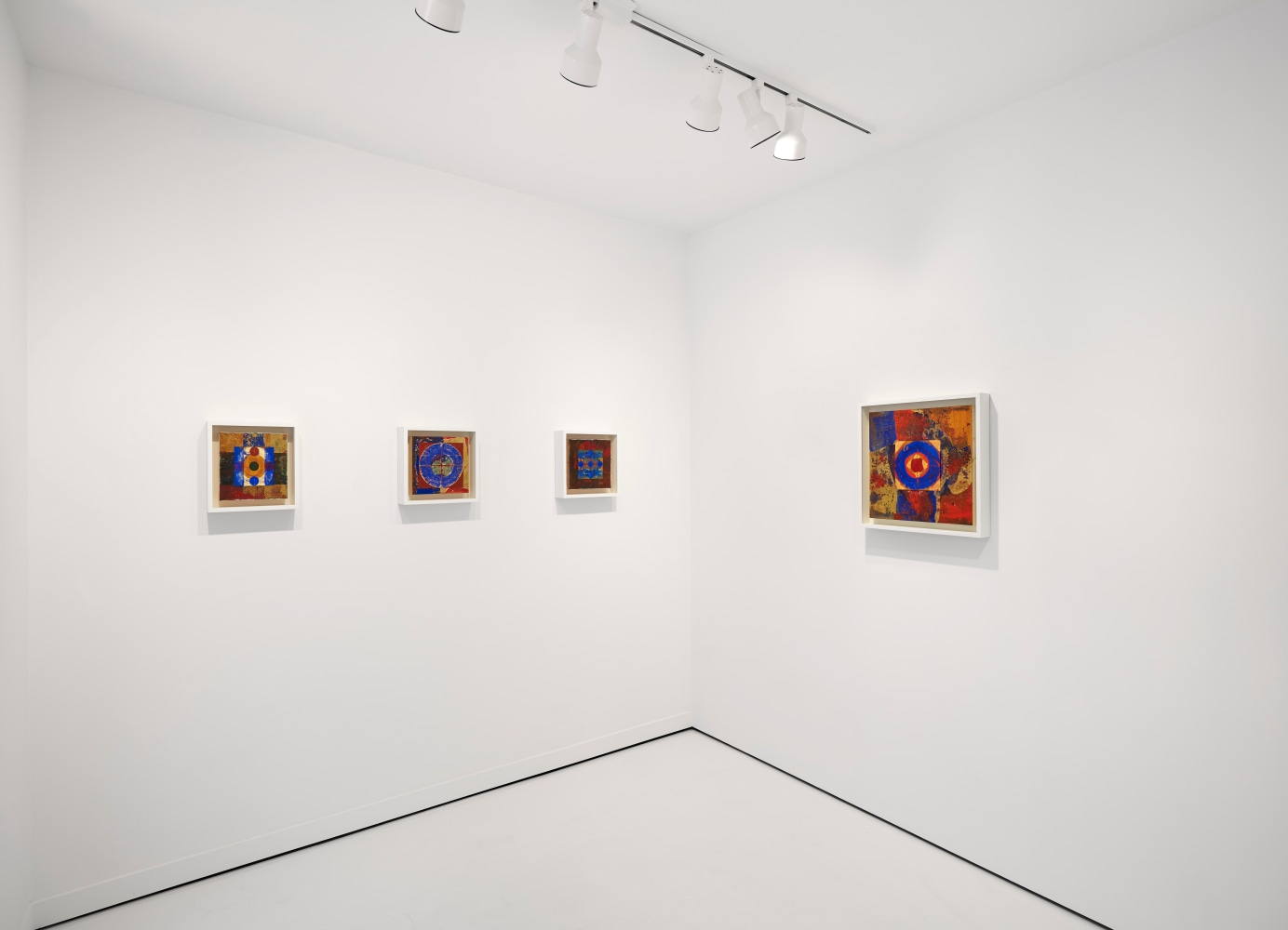 Vista de instalaci&amp;oacute;n de&amp;nbsp;Gabriel Orozco,&amp;nbsp;kurimanzutto out east, junio&amp;nbsp;24 &amp;ndash; julio 11, 2021
photo: Tom Powell Image