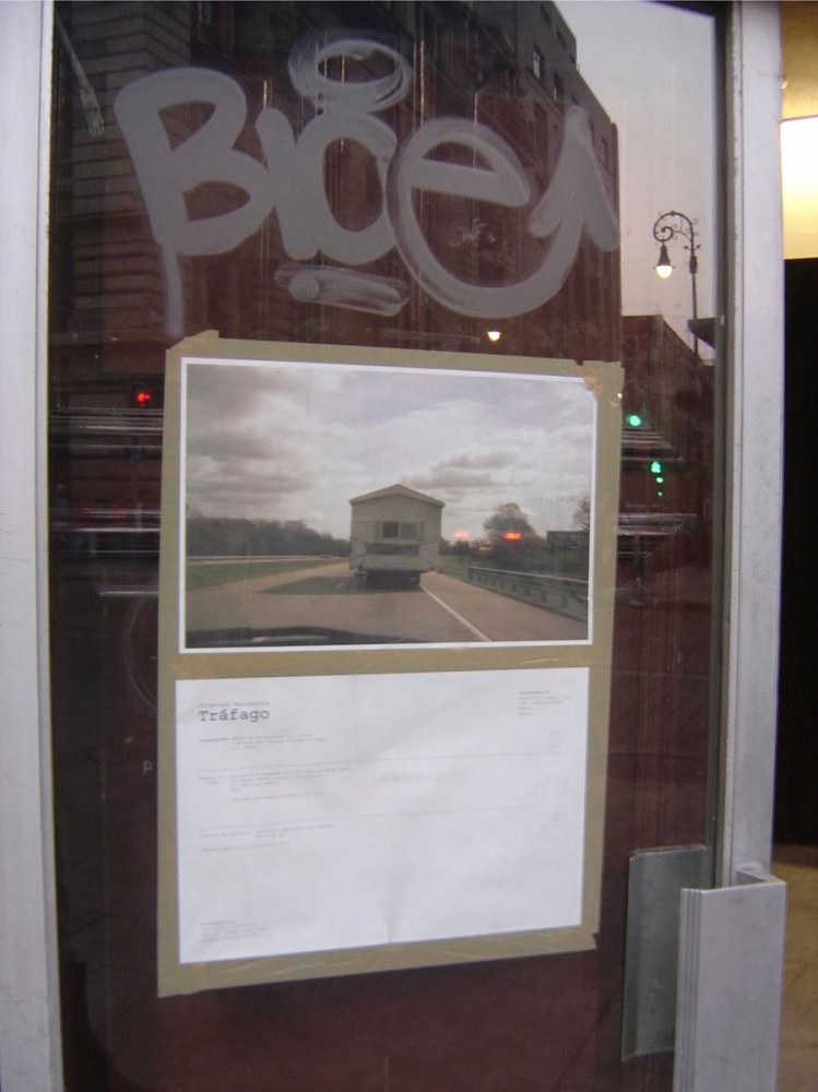 	tr&amp;aacute;fago, 5 de mayo 18, ciudad de m&amp;eacute;xico, 2004